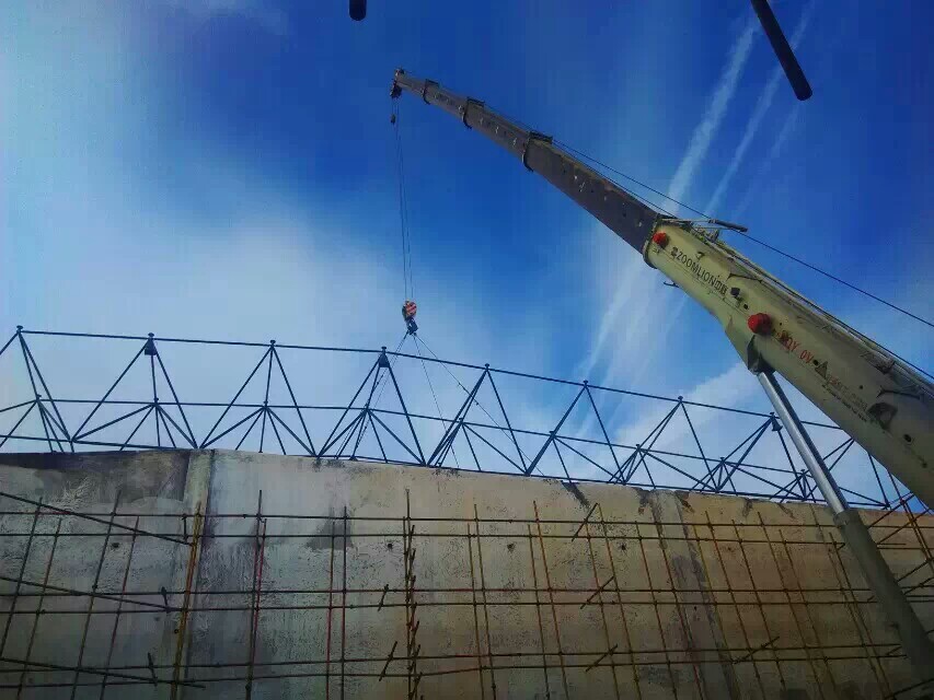 沅江食堂网架结构工程